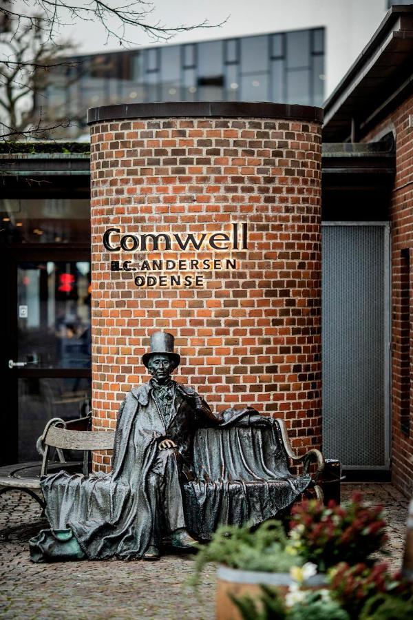 ホテル Comwell H C Andersen Dolce By Wyndham オーデンセ エクステリア 写真